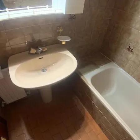 Daire Novedad Apartamento Centrico Domus Ayud *